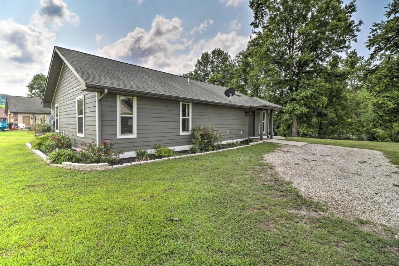Mountain Home Cottage With Deck On White River! Gassville Extérieur photo